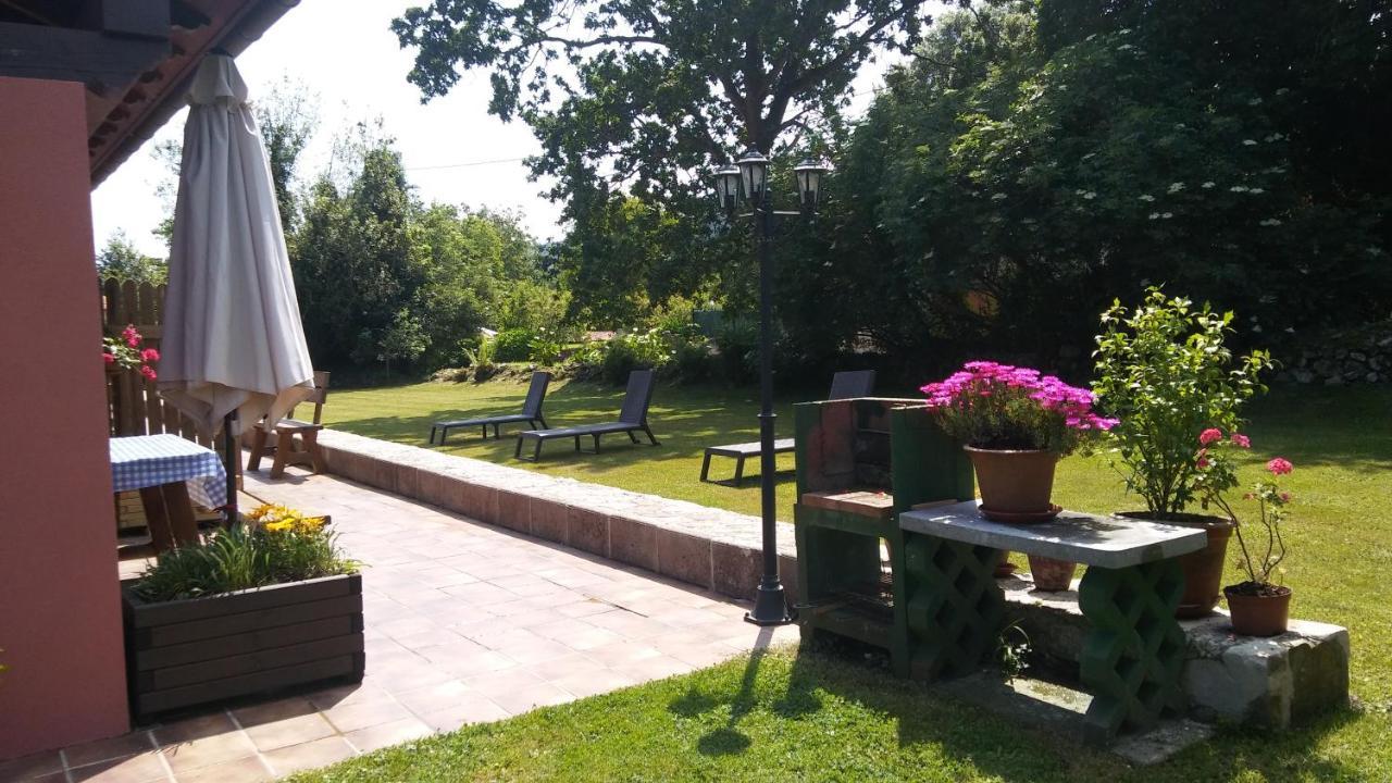 Apartamentos Rurales Llagumelon Villahormes 외부 사진